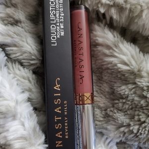 Anastasia Beverly Hills liquid lipstick